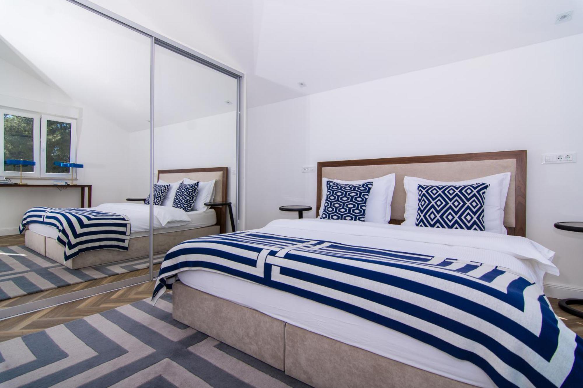 Seafront Luxury Apartments Fun 特罗吉尔 外观 照片