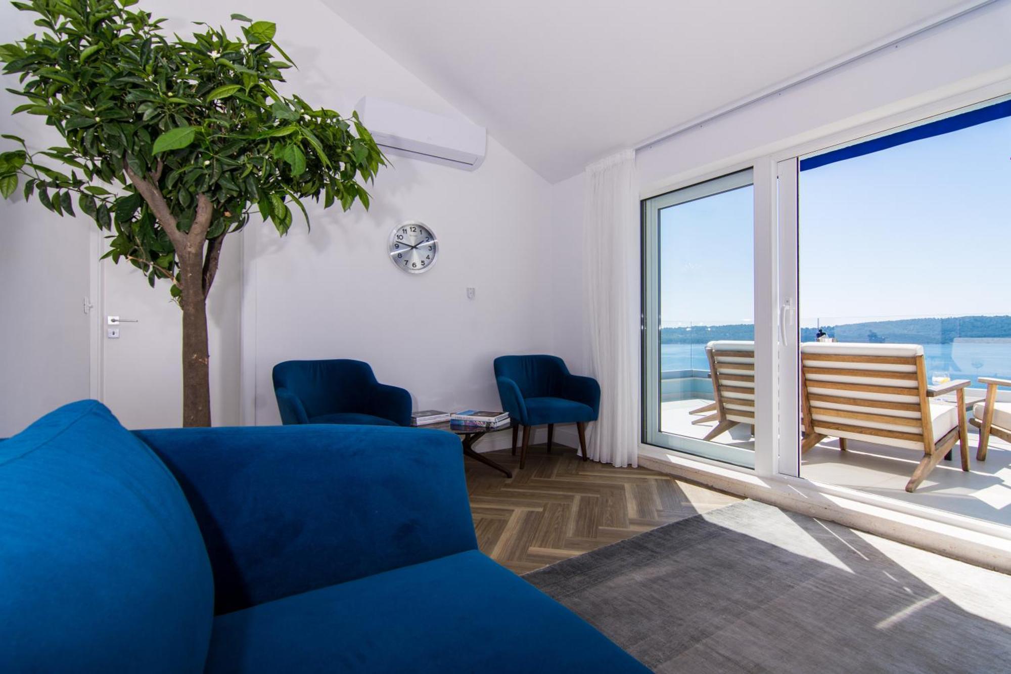 Seafront Luxury Apartments Fun 特罗吉尔 外观 照片