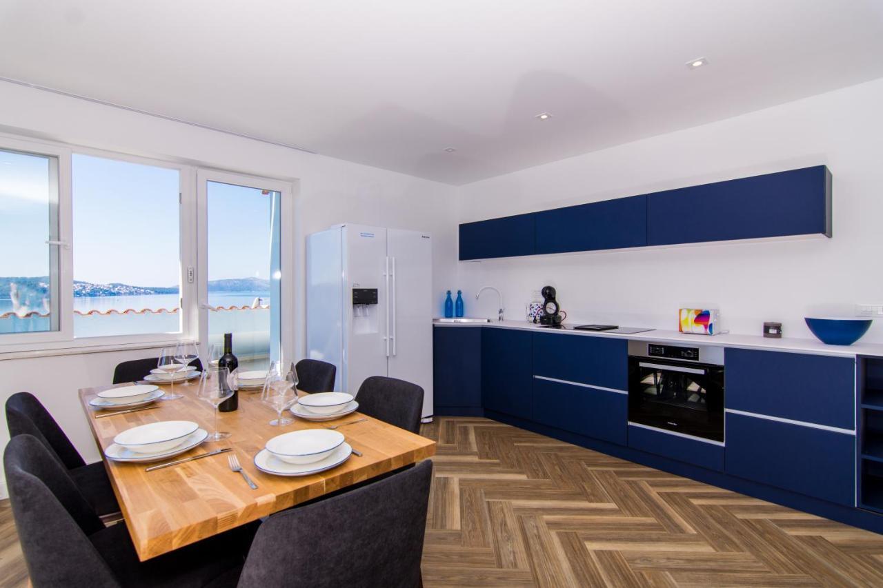 Seafront Luxury Apartments Fun 特罗吉尔 外观 照片